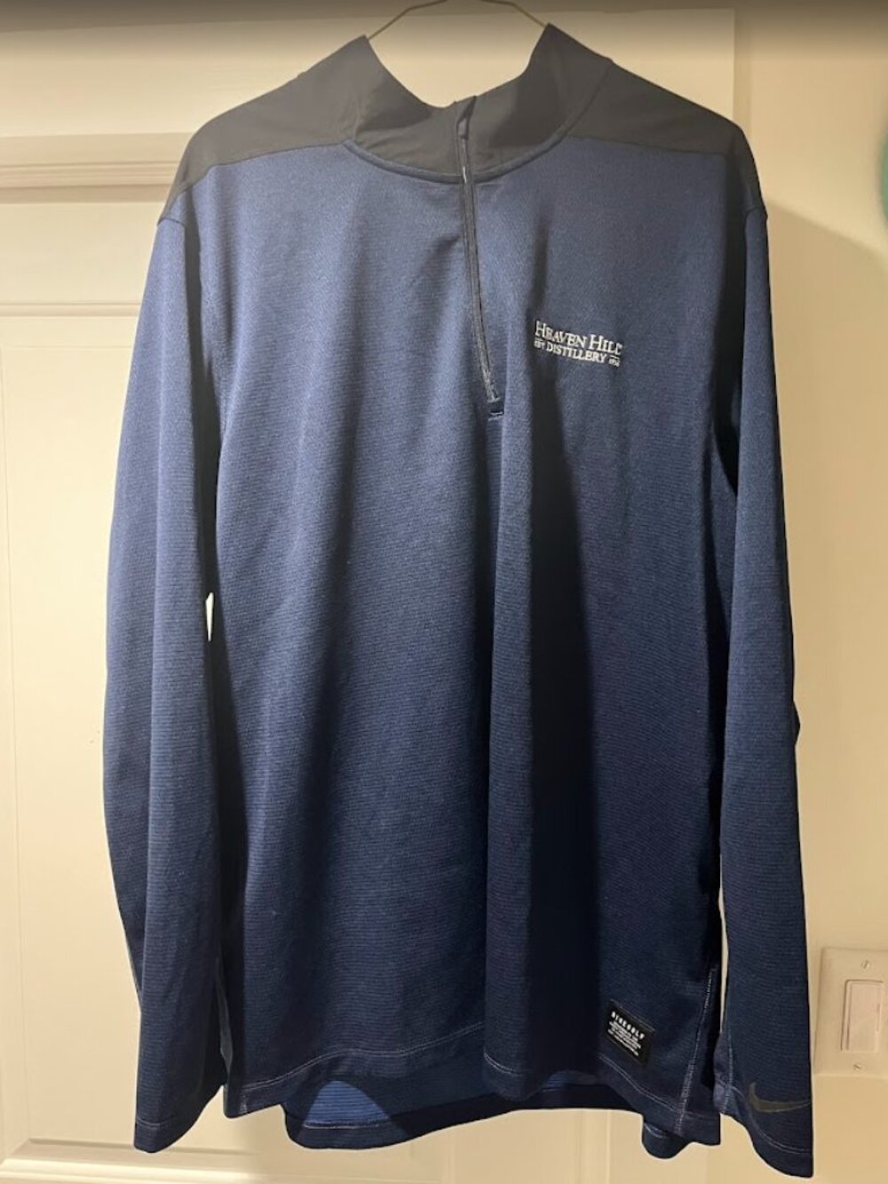 Nike Golf Heaven Hill Distillery Quarter-Zip Pullover XL